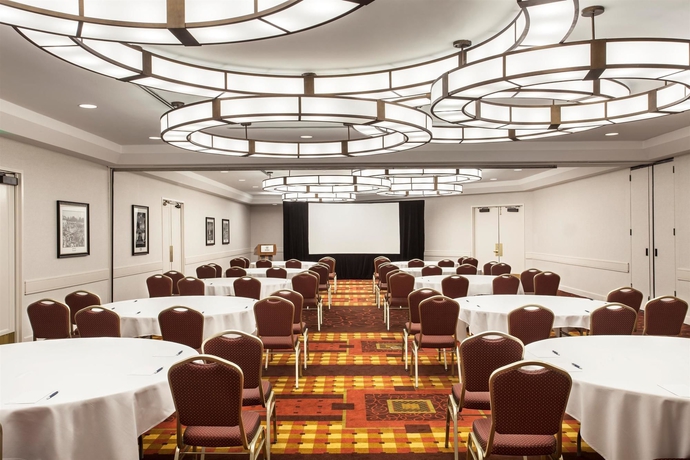 Imagen de los interiores del Hotel Sheraton Inner Harbor. Foto 13