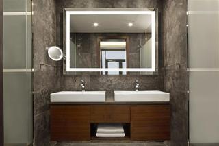 Imagen general del Hotel Sheraton Istanbul Atasehir Hotel. Foto 20