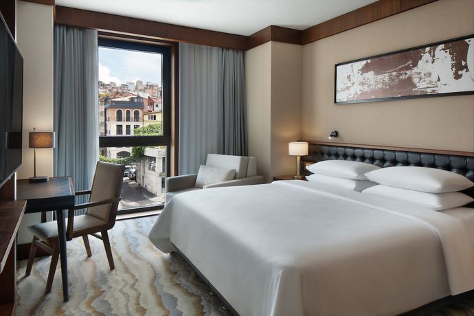 Imagen de la habitación del Hotel Sheraton Istanbul City Center. Foto 6