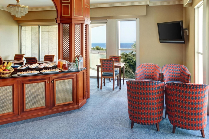 Imagen del bar/restaurante del Hotel Sheraton Jeddah. Foto 8