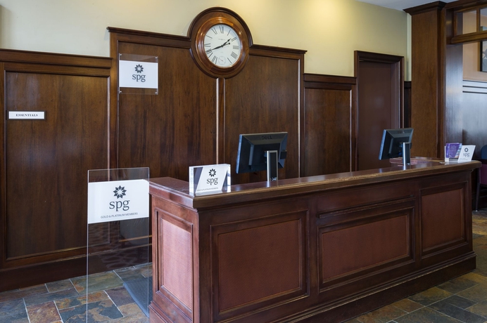 Imagen de los interiores del Hotel Sheraton Jfk. Foto 12