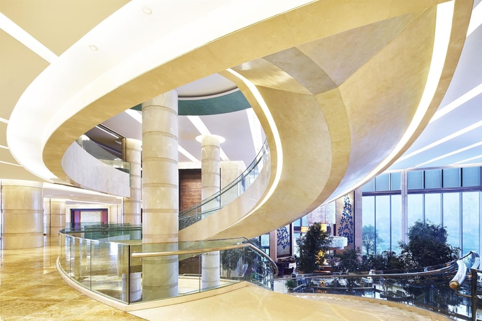 Imagen del bar/restaurante del Hotel Sheraton Jinan. Foto 3