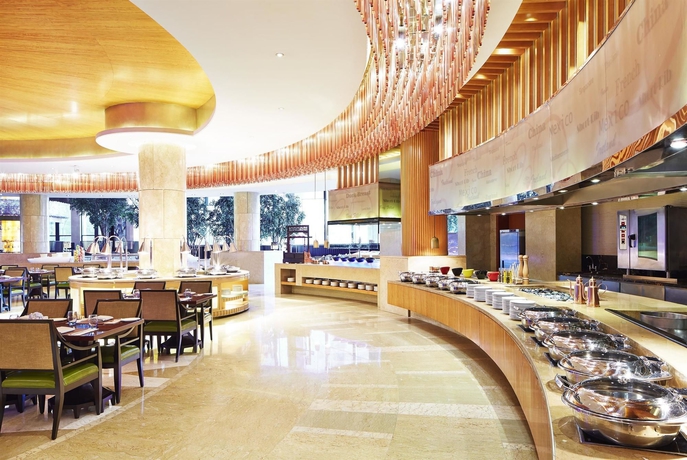 Imagen del bar/restaurante del Hotel Sheraton Jinan. Foto 7