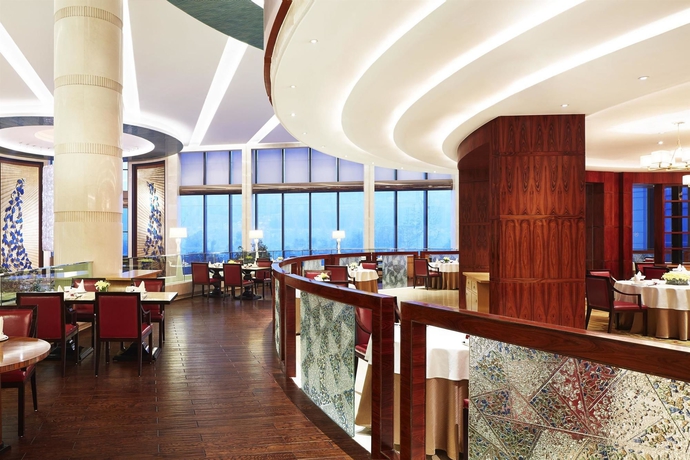 Imagen del bar/restaurante del Hotel Sheraton Jinan. Foto 9