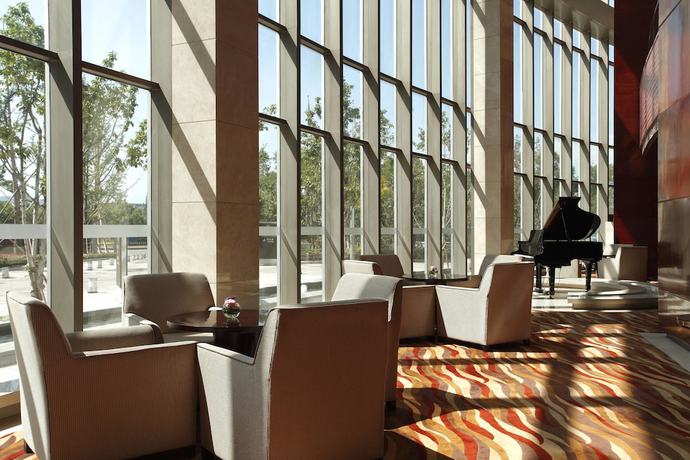 Imagen de los interiores del Hotel Sheraton Jinzhou. Foto 18