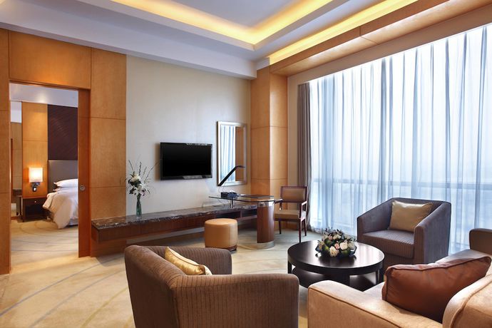 Imagen de la habitación del Hotel Sheraton Jinzhou. Foto 12