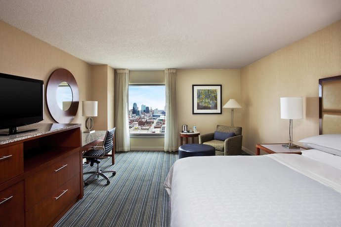 Imagen de la habitación del Hotel Sheraton Kansas City At Crown Center. Foto 6