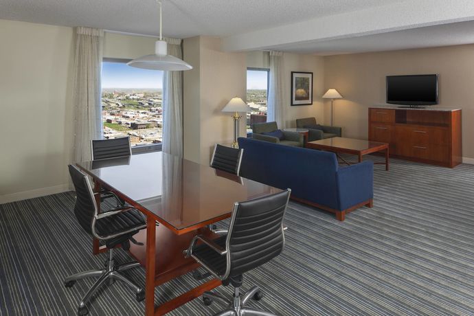 Imagen de la habitación del Hotel Sheraton Kansas City At Crown Center. Foto 12