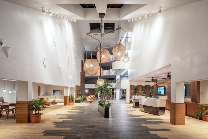 Imagen de los interiores del Hotel Sheraton Kauai Coconut Beach Resort. Foto 19