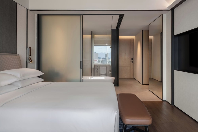 Imagen de la habitación del Hotel Sheraton Kota Kinabalu. Foto 13