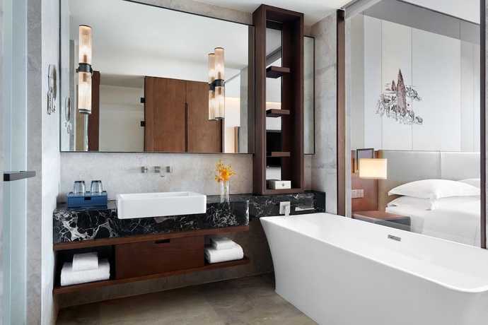 Imagen de la habitación del Hotel Sheraton Kunming. Foto 13