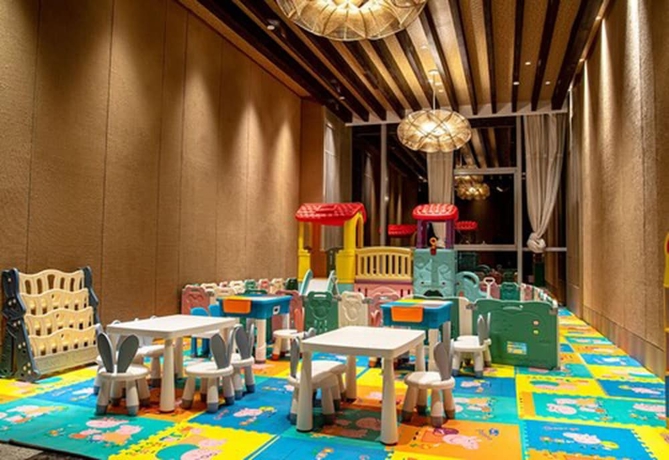 Imagen de los interiores del Hotel Sheraton Kunming. Foto 17