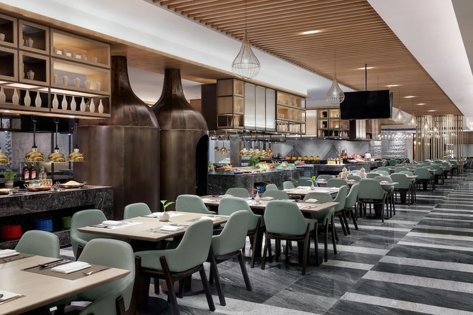 Imagen del bar/restaurante del Hotel Sheraton Kunming. Foto 3