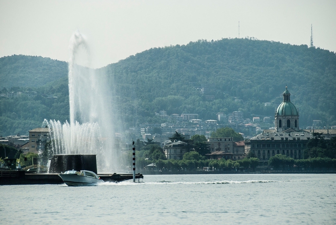 Imagen de los exteriores del Hotel Sheraton Lake Como. Foto 13