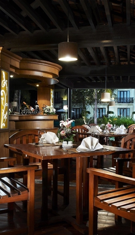 Imagen del bar/restaurante del Hotel Sheraton Lampung. Foto 4