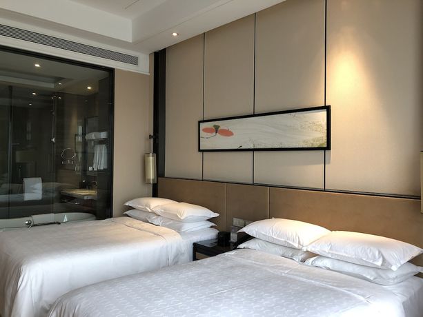 Imagen de la habitación del Hotel Sheraton Langfang Chaobai River Hotel. Foto 11