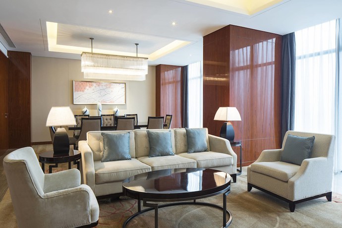 Imagen de la habitación del Hotel Sheraton Langfang Chaobai River Hotel. Foto 15