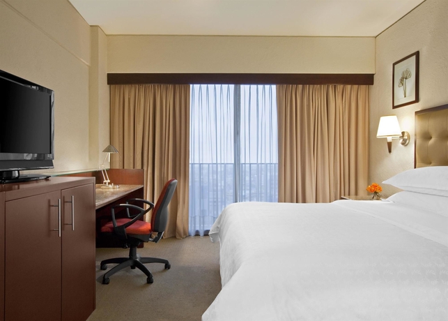 Imagen de la habitación del Hotel Sheraton Lima Historic Center. Foto 10