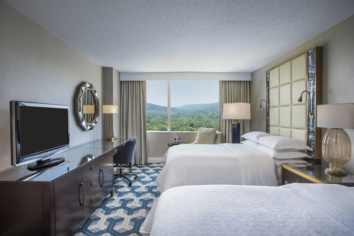 Imagen de la habitación del Hotel Sheraton Mahwah. Foto 7