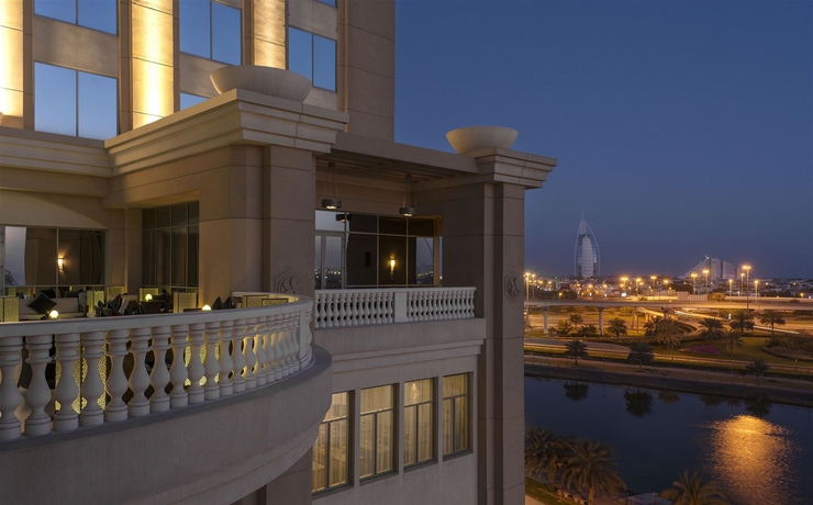 Imagen general del Hotel Sheraton Mall Of The Emirates , Dubai. Foto 2