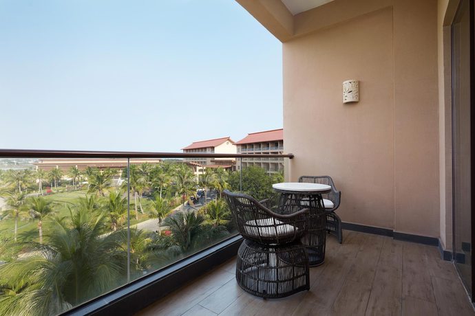 Imagen de la habitación del Hotel Sheraton Maoming Romantic Beach Resort. Foto 9