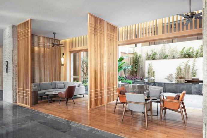 Imagen de los interiores del Hotel Sheraton Maoming Romantic Beach Resort. Foto 12