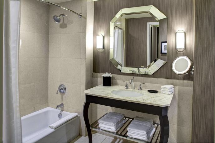 Imagen de la habitación del Hotel Sheraton Mckinney. Foto 7