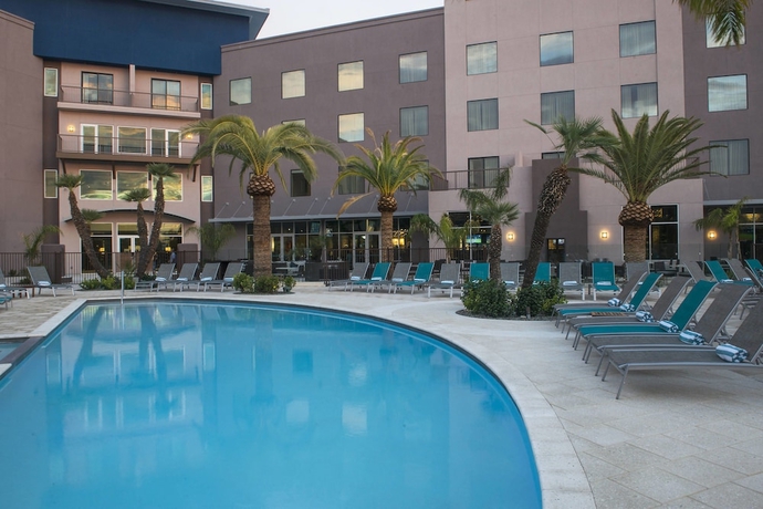 Imagen de la piscina del Hotel Sheraton Mesa At Wrigleyville West. Foto 18