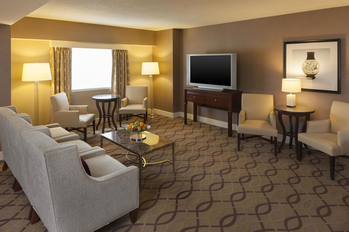 Imagen del bar/restaurante del Hotel Sheraton Metairie - New Orleans. Foto 4