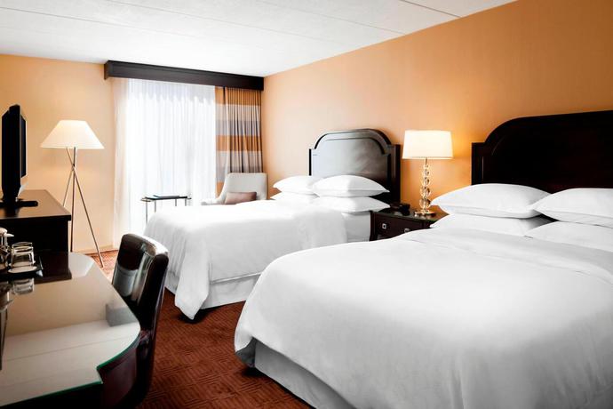 Imagen general del Hotel Sheraton Milwaukee Brookfield. Foto 2