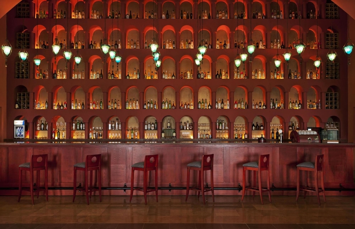 Imagen del bar/restaurante del Hotel Sheraton Miramar Resort El Gouna. Foto 5