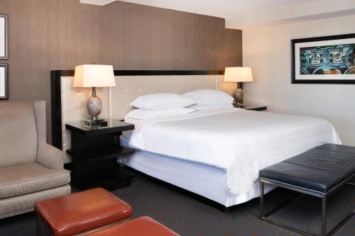 Imagen de la habitación del Hotel Sheraton Mission Valley San Diego. Foto 14