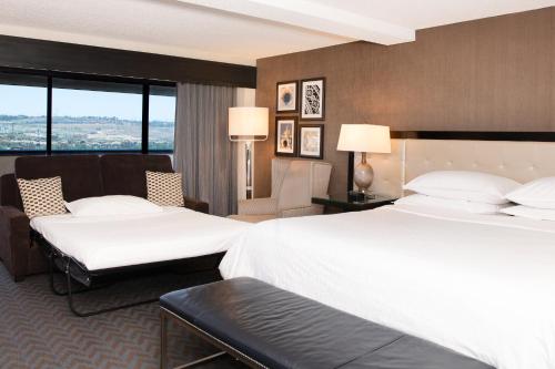 Imagen de la habitación del Hotel Sheraton Mission Valley San Diego. Foto 18