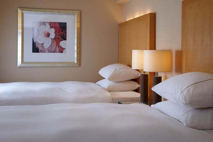 Imagen de la habitación del Hotel Sheraton Miyako Osaka. Foto 5