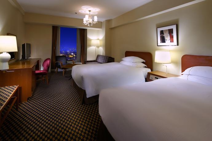 Imagen de la habitación del Hotel Sheraton Miyako Osaka. Foto 12