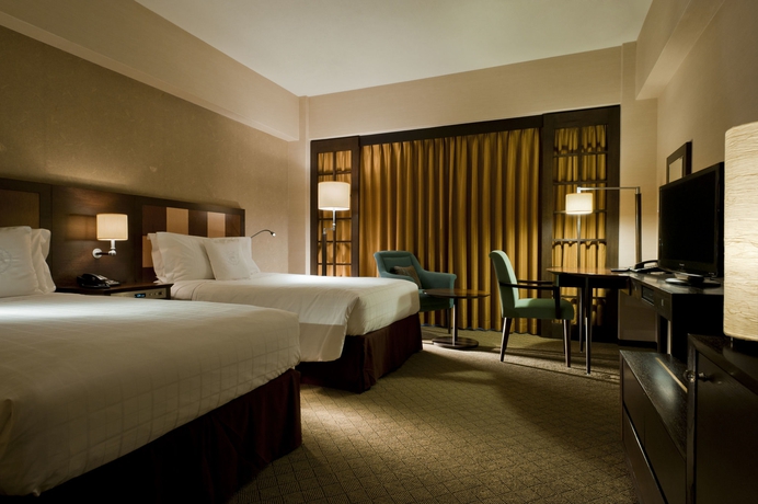 Imagen de la habitación del Hotel Sheraton Miyako Tokyo. Foto 4