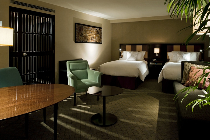 Imagen de la habitación del Hotel Sheraton Miyako Tokyo. Foto 10