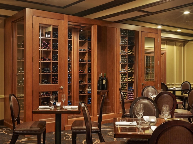 Imagen del bar/restaurante del Hotel Sheraton Music City Nashville Airport. Foto 3