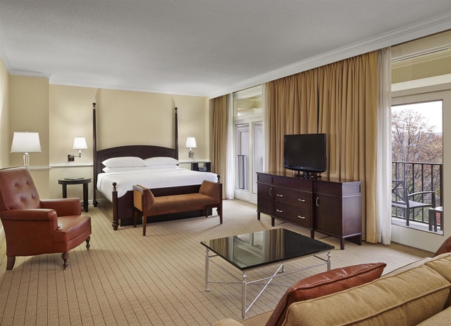 Imagen de la habitación del Hotel Sheraton Music City Nashville Airport. Foto 8