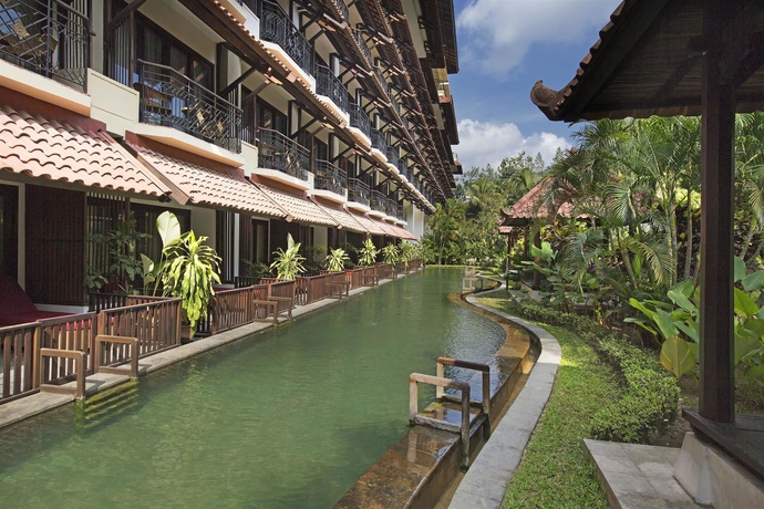 Imagen de los exteriores del Hotel Sheraton Mustika Yogyakarta Resort and Spa. Foto 12