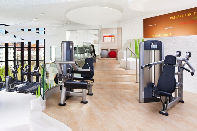 Imagen de los interiores del Hotel Sheraton München Westpark. Foto 9