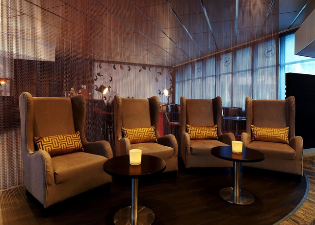 Imagen del bar/restaurante del Hotel Sheraton München Westpark. Foto 3