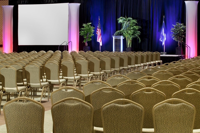 Imagen de los interiores del Hotel Sheraton Myrtle Beach. Foto 12