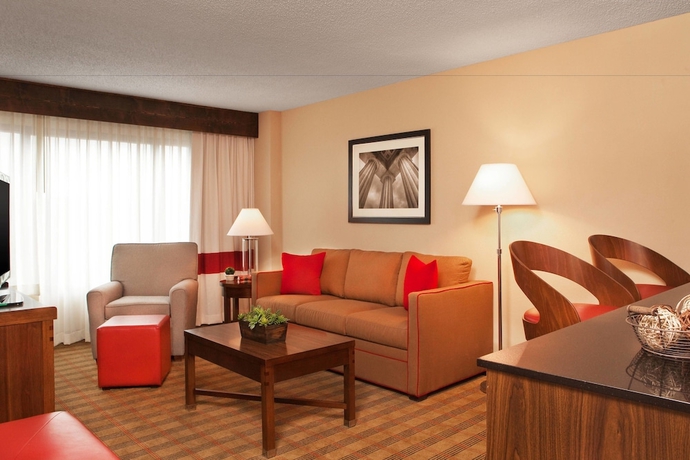 Imagen de la habitación del Hotel Sheraton Nashville Brentwood. Foto 9