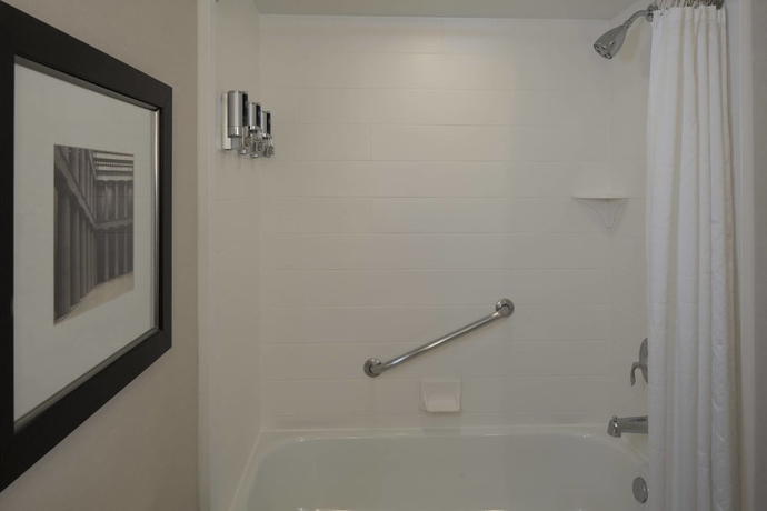 Imagen de la habitación del Hotel Sheraton Nashville Brentwood. Foto 13