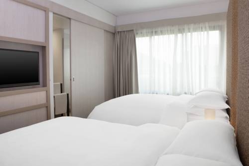 Imagen de la habitación del Hotel Sheraton New Caledonia Deva Spa and Golf Resort. Foto 6