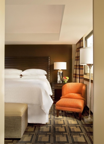 Imagen de la habitación del Hotel Sheraton New York Times Square. Foto 8