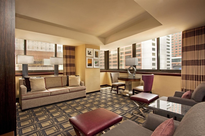 Imagen de la habitación del Hotel Sheraton New York Times Square. Foto 14