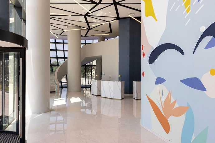 Imagen de los interiores del Hotel Sheraton Nice Airport. Foto 20