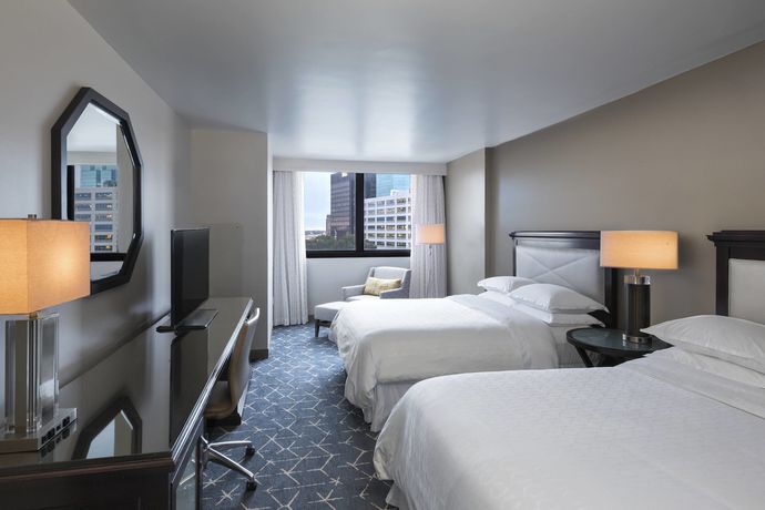 Imagen de la habitación del Hotel Sheraton Norfolk Waterside. Foto 2